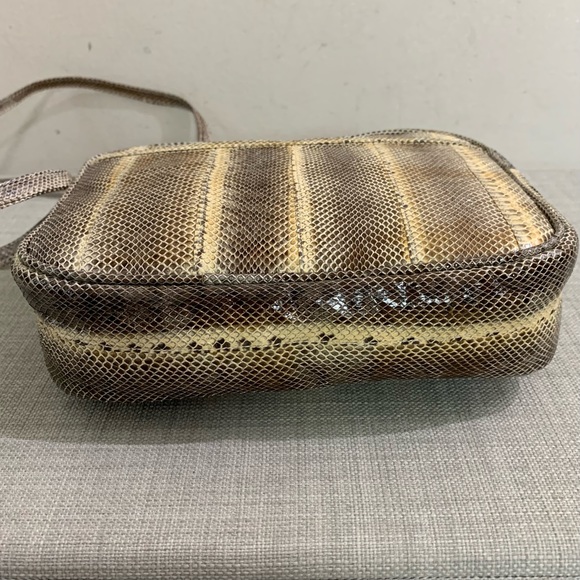 NWT! Exotic HALA Genuine SNAKESKIN Mini CROSS BODY Purse FESTIVAL Swing Pack BAG - Picture 3 of 6